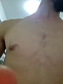 Snapshot of 16enes16 chatting on 10/25/25, 06:24 16enes16 online show from 10/25/25, 06:24