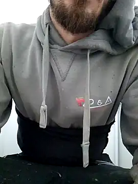 Snapshot of 16enes16 chatting on 11/12/25, 12:05 16enes16 online show from 11/12/25, 12:05