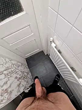 Snapshot of 16enes16 chatting on 11/29/25, 09:29 16enes16 online show from 11/29/25, 09:29