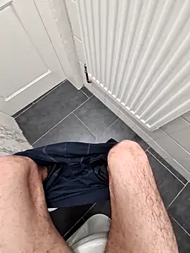 Snapshot of 16enes16 chatting on 12/17/25, 01:39 16enes16 online show from 12/17/25, 01:39