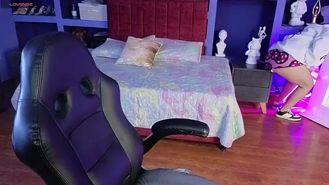 littlee red online show from 01/10/26, 09:30