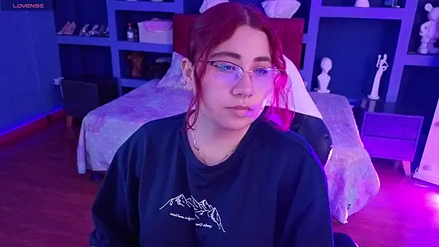 littlee red online show from 01/17/26, 09:07