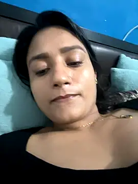 heenashai online show from 10/31/25, 01:34