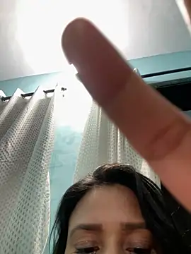 heenashai online show from 11/12/25, 12:00