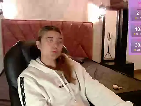  jeessy online show from 10/27/25, 03:21