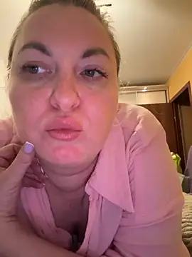 Amelia-Diamond online show from 12/01/25, 01:49