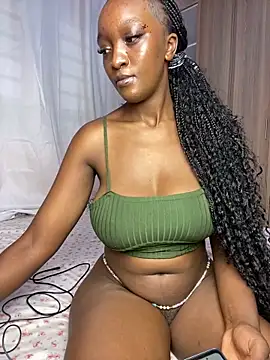 Snapshot of dime213 chatting on 02/22/26, 01:31 dime213 online show from 02/22/26, 01:31