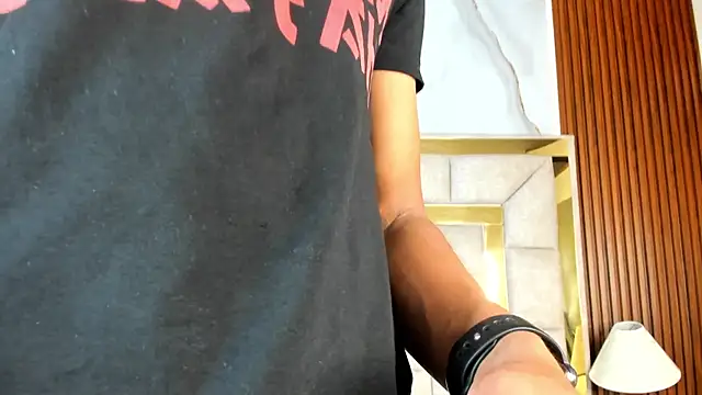 Emiliano Reyes online show from 11/10/25, 03:16