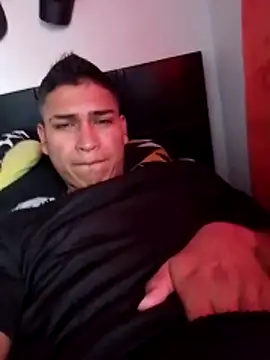 Emiliano Reyes online show from 11/19/25, 03:56