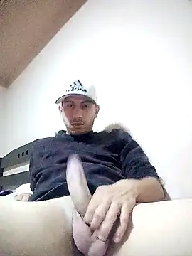 villamarinalvarez25 online show from 10/19/25, 01:39