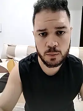 Snapshot of Branquinhowm chatting on 10/18/25, 02:03 Branquinhowm online show from 10/18/25, 02:03