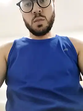 Snapshot of Branquinhowm chatting on 10/18/25, 02:07 Branquinhowm online show from 10/18/25, 02:07