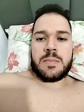 Snapshot of Branquinhowm chatting on 11/17/25, 01:22 Branquinhowm online show from 11/17/25, 01:22