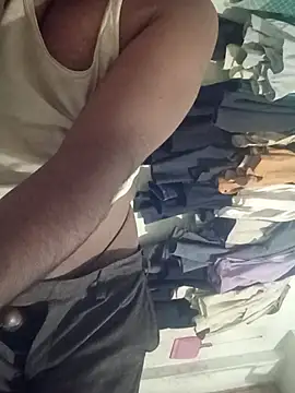 RNlov online show from 11/03/25, 12:24