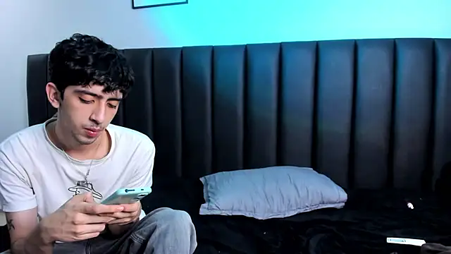 jennierrubyjane online show from 12/20/25, 10:06