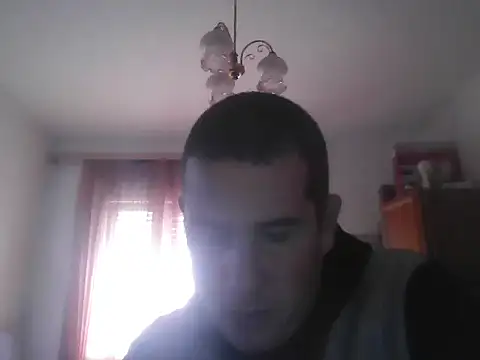 Snapshot of Szeximado31 chatting on 11/23/25, 11:21 Szeximado31 online show from 11/23/25, 11:21