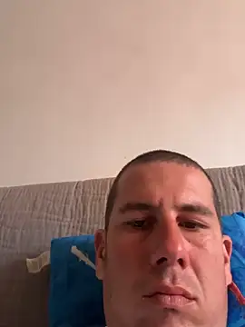 Snapshot of Szeximado31 chatting on 04/10/26, 12:32 Szeximado31 online show from 04/10/26, 12:32