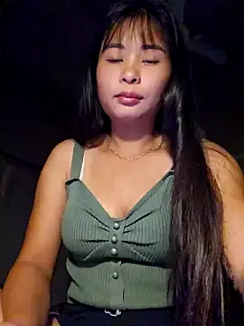 Squirrel-Pear online show from 10/18/25, 09:15