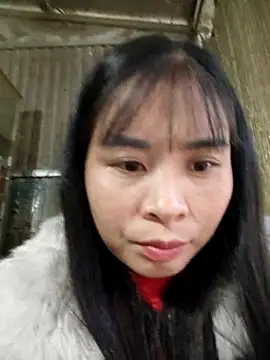 Squirrel-Pear online show from 10/24/25, 10:11