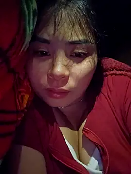 Squirrel-Pear online show from 11/29/25, 06:00