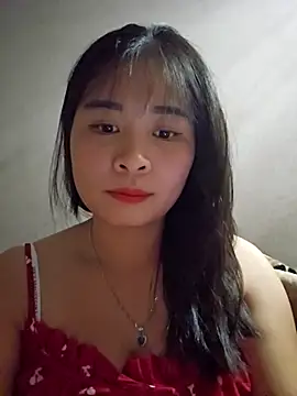 Squirrel-Pear online show from 12/16/25, 08:30