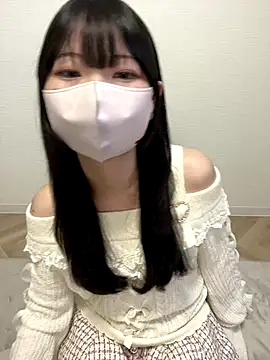 Reina cute 00  online show from 11/03/25, 03:08