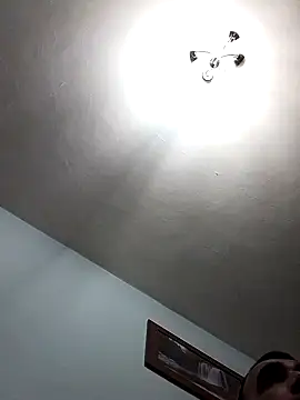 Snapshot of Bugattiveyron1 chatting on 10/26/25, 05:30 Bugattiveyron1 online show from 10/26/25, 05:30