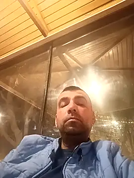 Snapshot of Bugattiveyron1 chatting on 12/05/25, 09:00 Bugattiveyron1 online show from 12/05/25, 09:00