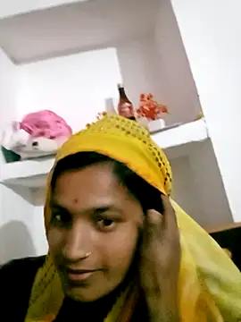 Snapshot of Sexi_rashmi chatting on 10/25/25, 04:24 Sexi rashmi online show from 10/25/25, 04:24