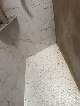 Snapshot of EdgarLopez69 chatting on 11/08/25, 03:23 EdgarLopez69 online show from 11/08/25, 03:23