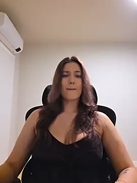 MiaRides19 online show from 04/15/26, 07:58