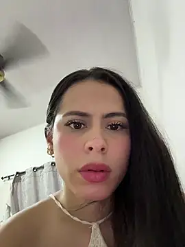 Melannie ocean1 online show from 10/28/25, 04:31