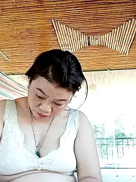 Snapshot of ginobaby chatting on 10/22/25, 08:47 ginobaby online show from 10/22/25, 08:47