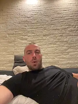 Rotteei1 online show from 11/01/25, 07:27