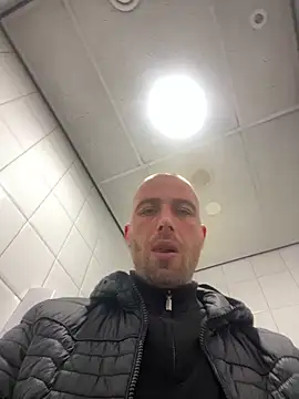 Rotteei1 online show from 02/09/26, 09:13