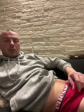 Rotteei1 online show from 03/08/26, 09:29