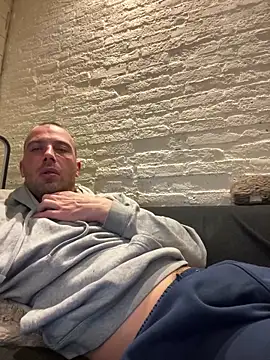 Rotteei1 online show from 03/11/26, 10:05