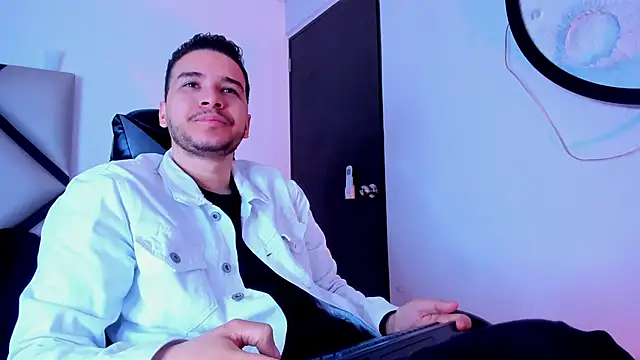 mike 257 online show from 11/04/25, 11:53