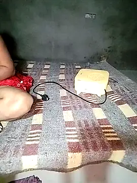 Hot cauple indian online show from 02/11/26, 07:46