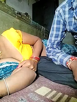 Hot cauple indian online show from 03/27/26, 03:34