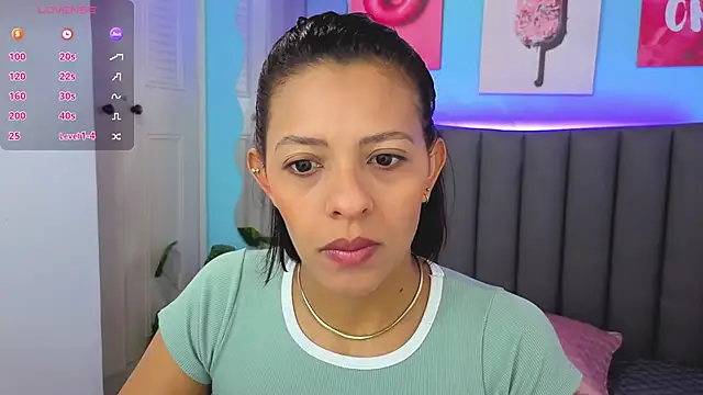 Aria Russo online show from 01/11/26, 03:50