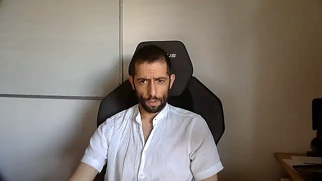 Snapshot of topg84 chatting on 06/16/26, 03:14 topg84 online show from 06/16/26, 03:14