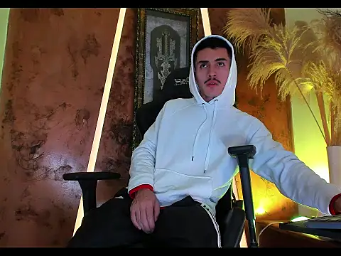 juli bigcock21 online show from 10/19/25, 04:40