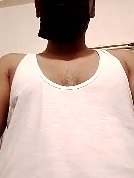 Snapshot of FemmeBoyKannada chatting on 10/19/25, 05:19 FemmeBoyKannada online show from 10/19/25, 05:19