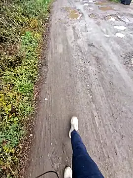 Snapshot of bbyxklaus chatting on 10/22/25, 08:36 bbyxklaus online show from 10/22/25, 08:36