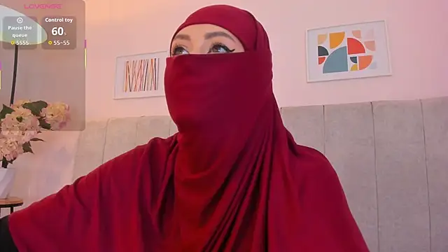 fatiima  online show from 01/05/26, 07:06