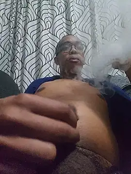Snapshot of AlgeeBoksburg chatting on 04/30/26, 06:47 AlgeeBoksburg online show from 04/30/26, 06:47
