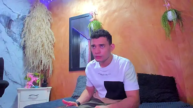 Jax Thunder online show from 02/13/26, 01:40