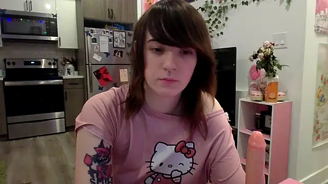 Trickylucy555 online show from 10/19/25, 06:36