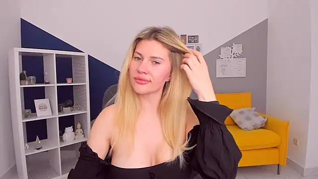 AryaAltkerer online show from 04/28/26, 01:38